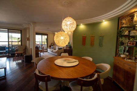Apartamento à venda com 190m², 3 quartos e 3 vagasSala de Jantar