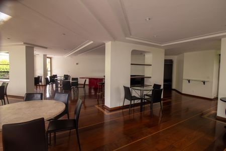 Apartamento à venda com 190m², 3 quartos e 3 vagasÁrea comum