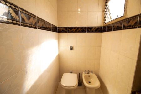 Apartamento à venda com 190m², 3 quartos e 3 vagasBanheiro 3