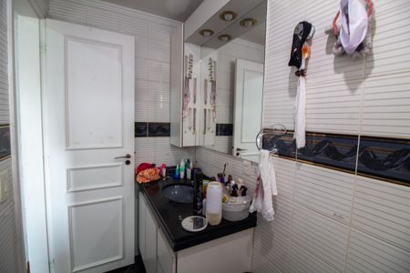 Apartamento à venda com 190m², 3 quartos e 3 vagasBanheiro 2