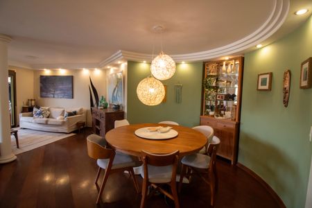 Apartamento à venda com 190m², 3 quartos e 3 vagasSala de Jantar