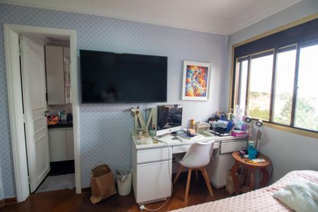 Apartamento à venda com 190m², 3 quartos e 3 vagasQuarto 2