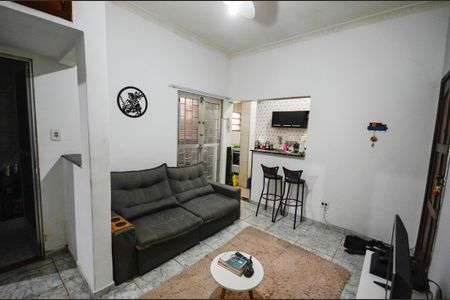 Apartamento à venda com 60m², 2 quartos e sem vagaSala