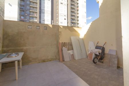 Casa de condomínio à venda com 90m², 1 quarto e 1 vaga Casa de condomínio à venda com 90m², 1 quarto e 1 vagaVaranda