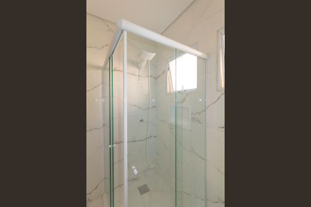 Casa de condomínio à venda com 90m², 1 quarto e 1 vaga Casa de condomínio à venda com 90m², 1 quarto e 1 vagaBanheiro 2