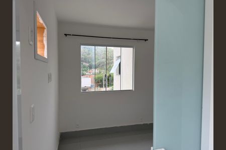 Casa de condomínio à venda com 180m², 2 quartos e 1 vagaQuarto 2