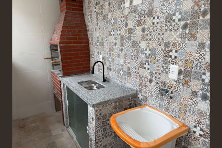 Casa de condomínio à venda com 180m², 2 quartos e 1 vagaÁrea Externa