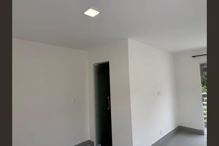 Casa de condomínio à venda com 180m², 2 quartos e 1 vagaQuarto 1