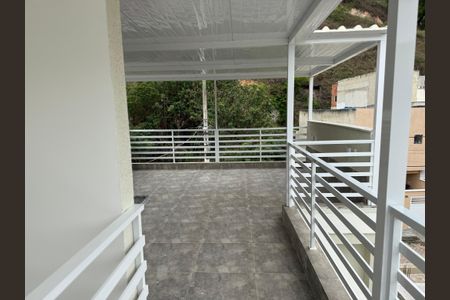 Casa de condomínio à venda com 180m², 2 quartos e 1 vagaÁrea Externa