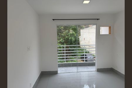 Casa de condomínio à venda com 180m², 2 quartos e 1 vagaQuarto 1