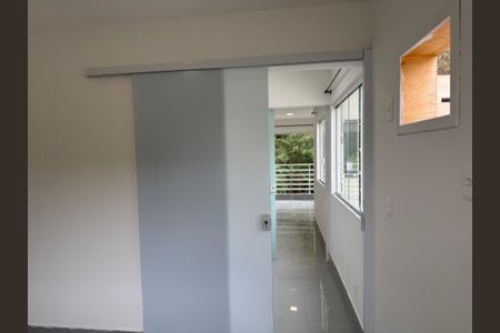 Casa de condomínio à venda com 180m², 2 quartos e 1 vagaQuarto 2