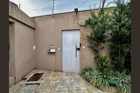 Studio para alugar com 22m², 1 quarto e sem vaga Studio para alugar com 22m², 1 quarto e sem vagaEntrada