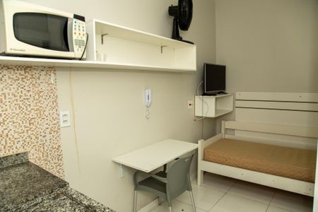 Studio para alugar com 25m², 1 quarto e sem vaga Studio para alugar com 25m², 1 quarto e sem vagaStudio