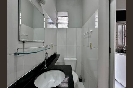 Studio para alugar com 22m², 0 quarto e sem vaga Studio para alugar com 22m², 0 quarto e sem vagaBanheiro