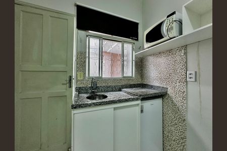 Studio para alugar com 22m², 0 quarto e sem vaga Studio para alugar com 22m², 0 quarto e sem vagaCozinha