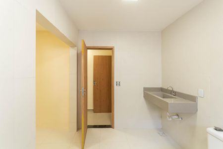 Casa à venda com 233m², 2 quartos e 1 vagaBanheiro da Suíte