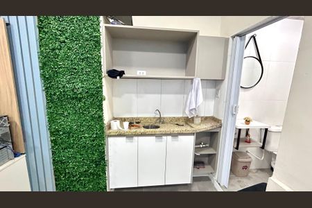 Cozinha de casa para alugar com 1 quarto, 26m² em Jardim Rosa de Franca, Guarulhos
