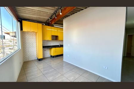 Sala de casa para alugar com 2 quartos, 45m² em Jardim Rosa de Franca, Guarulhos