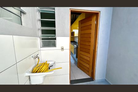 Casa para alugar com 45m², 2 quartos e sem vaga Casa para alugar com 45m², 2 quartos e sem vagaÁrea de Serviço