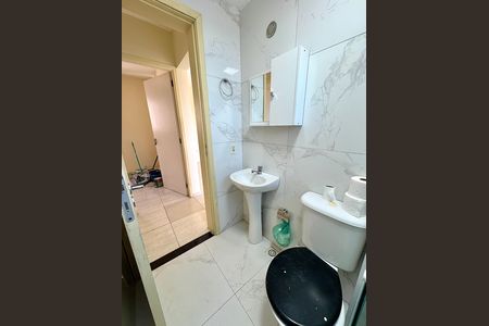 Apartamento à venda com 49m², 2 quartos e 1 vaga Apartamento à venda com 49m², 2 quartos e 1 vagaBanheiro Social