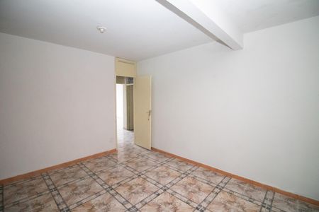 Casa à venda com 360m², 4 quartos e 3 vagas Casa à venda com 360m², 4 quartos e 3 vagasSuíte