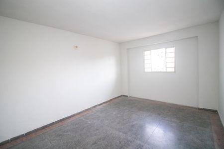 Casa à venda com 360m², 4 quartos e 3 vagas Casa à venda com 360m², 4 quartos e 3 vagasCopa