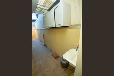 Casa para alugar com 55m², 2 quartos e 2 vagasÁrea de Serviço - Armário