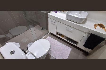 Apartamento à venda com 95m², 3 quartos e 2 vagasBanheiro Social