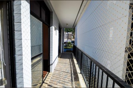 Apartamento à venda com 105m², 2 quartos e 1 vagaVaranda da Sala