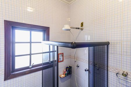 Casa à venda com 185m², 3 quartos e 4 vagasBanheiro social