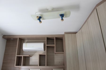 Casa de condomínio para alugar com 295m², 4 quartos e 2 vagasSuíte 3