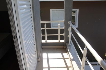 Casa de condomínio para alugar com 295m², 4 quartos e 2 vagasSacada