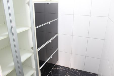 Casa de condomínio para alugar com 295m², 4 quartos e 2 vagasDespensa