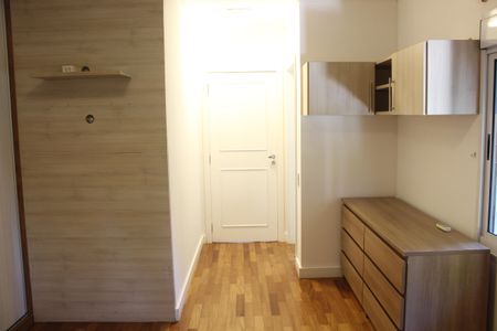 Casa de condomínio para alugar com 295m², 4 quartos e 2 vagasSuíte 1