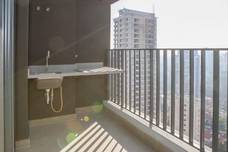 Apartamento para alugar com 41m², 1 quarto e sem vagaSacada