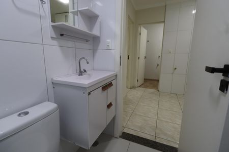 Apartamento para alugar com 42m², 2 quartos e sem vagaBanheiro