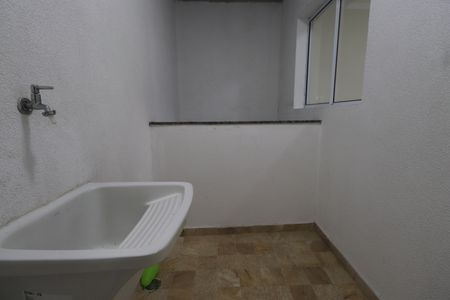 Apartamento para alugar com 42m², 2 quartos e sem vagaÁrea de Serviço