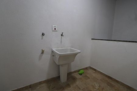 Apartamento para alugar com 42m², 2 quartos e sem vagaÁrea de Serviço