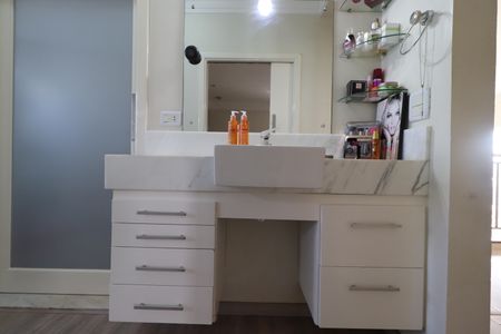 Casa para alugar com 430m², 6 quartos e 4 vagasLavabo da Sala 2