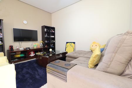 Casa para alugar com 430m², 6 quartos e 4 vagasSala de TV