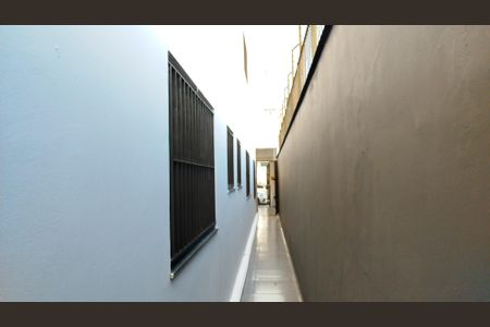 Casa à venda com 166m², 3 quartos e sem vagaCorredor externo