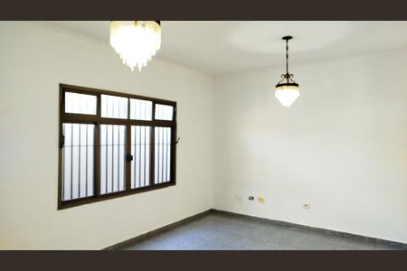 Casa à venda com 166m², 3 quartos e sem vagaSala