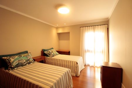 Apartamento à venda com 195m², 3 quartos e 2 vagasQuarto 1