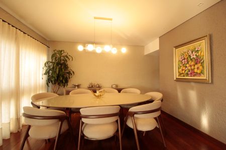 Apartamento à venda com 195m², 3 quartos e 2 vagasSala