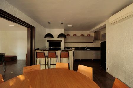 Apartamento à venda com 195m², 3 quartos e 2 vagasÁrea comum - Salão de festas