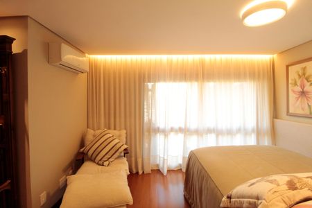 Apartamento à venda com 195m², 3 quartos e 2 vagasSuíte 