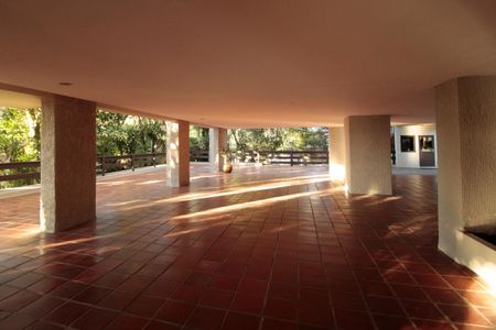 Apartamento à venda com 195m², 3 quartos e 2 vagasHall social