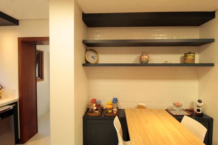 Apartamento à venda com 195m², 3 quartos e 2 vagasCozinha