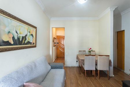 Apartamento à venda com 80m², 2 quartos e sem vagaSala