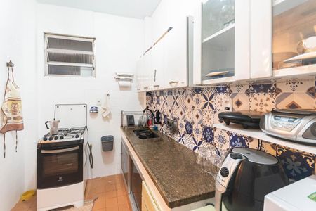 Apartamento à venda com 80m², 2 quartos e sem vagaCozinha